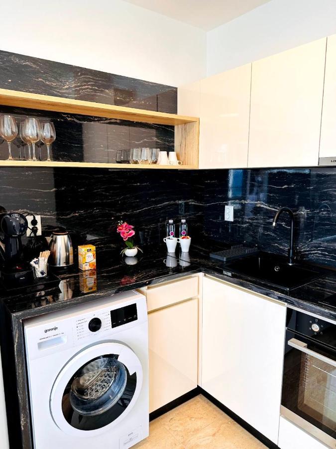 Onyx 2 Private Beach Apartment Светий Влас Екстер'єр фото