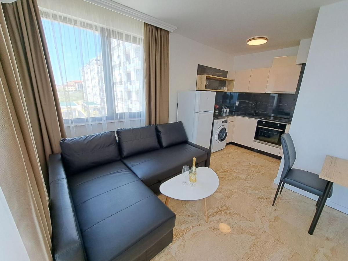Onyx 2 Private Beach Apartment Светий Влас Екстер'єр фото