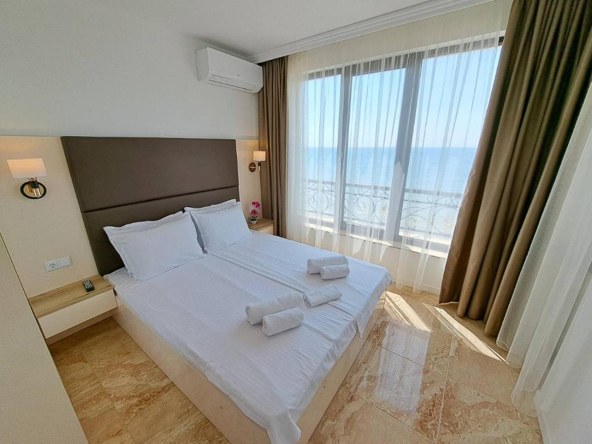 Onyx 2 Private Beach Apartment Светий Влас Екстер'єр фото