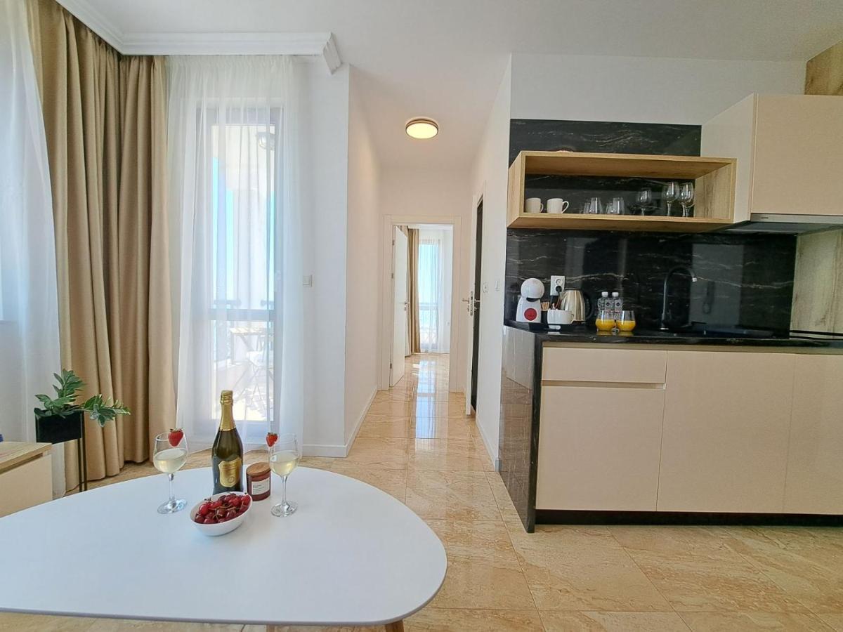 Onyx 2 Private Beach Apartment Светий Влас Екстер'єр фото