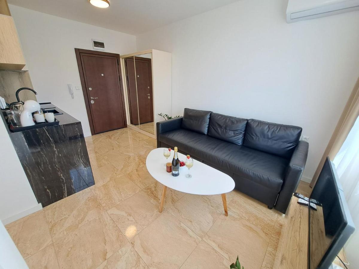 Onyx 2 Private Beach Apartment Светий Влас Екстер'єр фото