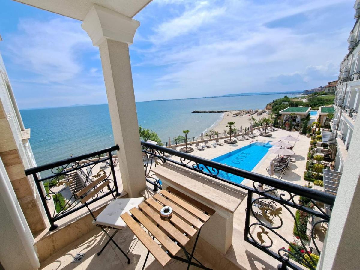 Onyx 2 Private Beach Apartment Светий Влас Екстер'єр фото